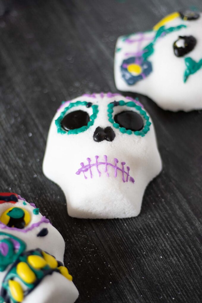 How to make Day of the Dead Sugar Skulls (Mexican skull) Home Cooked