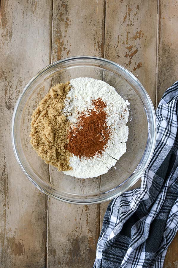 A small bowl of the dry ingredients for the topping.