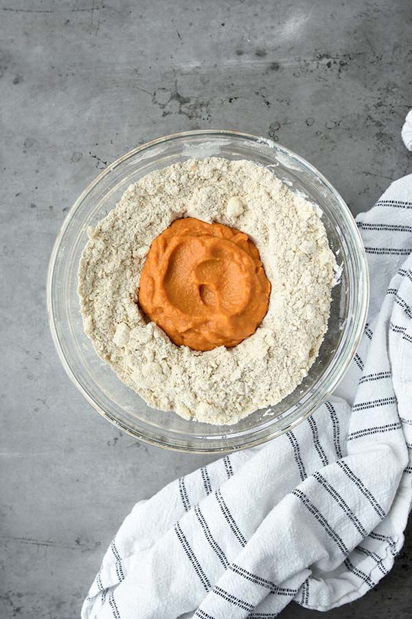 Step 4 is the pumpkin mixture mixed into the flour.